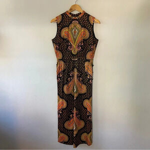 Beautiful Detailing Vintage Paisley Bohemian print slit dress Small 1960’s